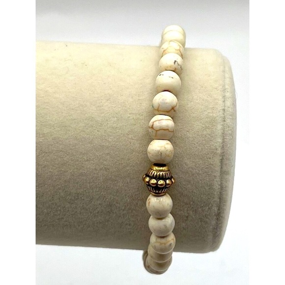 Vintage White & Black Beaded Necklace With Matching Bracelet Set - Picture 5 of 7